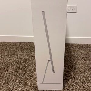 Apple iMac Packaging in Elegant Silver BRAND NEW